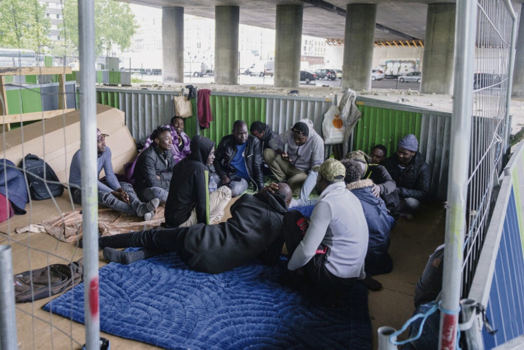 Article : Entretien avec Adam Moussa, un immigr&eacute; tchadien qui a travers&eacute; la mer pour vivre en France